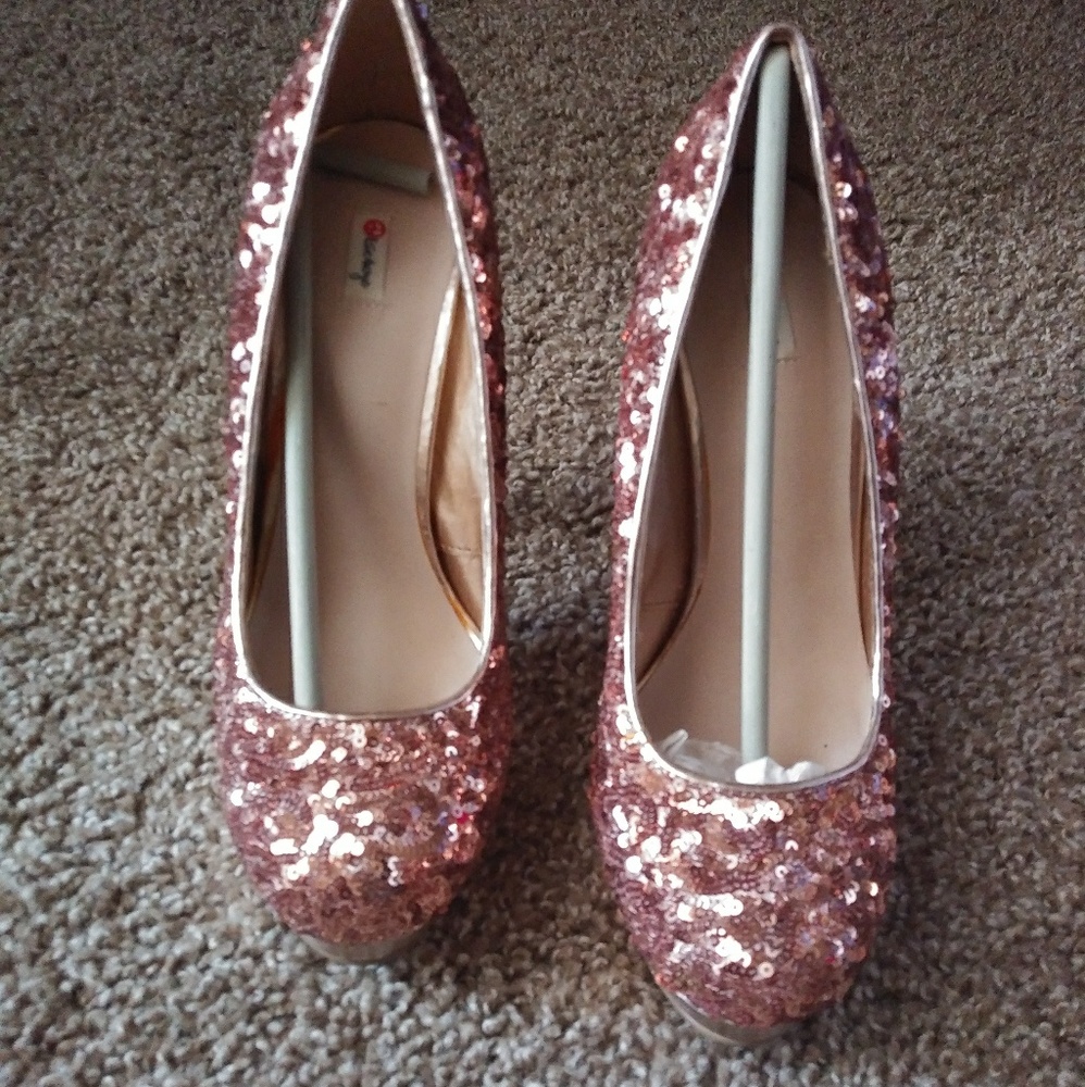 Rose Gold Pumps